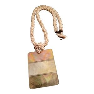 18" Triple Strand Twisted Beads with Plastic? Tan Rectangular Abalone Pendant